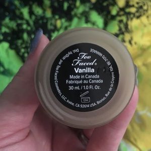 Born This Way Foundation - Vanilla